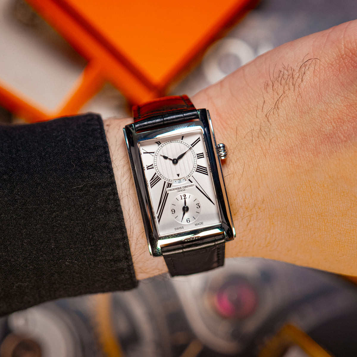 Frédérique Constant Classics Carrée Dual Time 35mm