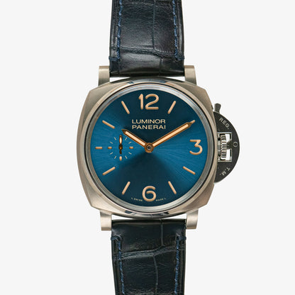 Panerai Luminor Due 3 Days Titanium PAM 728 42 mm