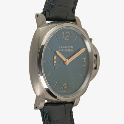 Panerai Luminor Due 3 Days Titanium PAM 728 42 mm