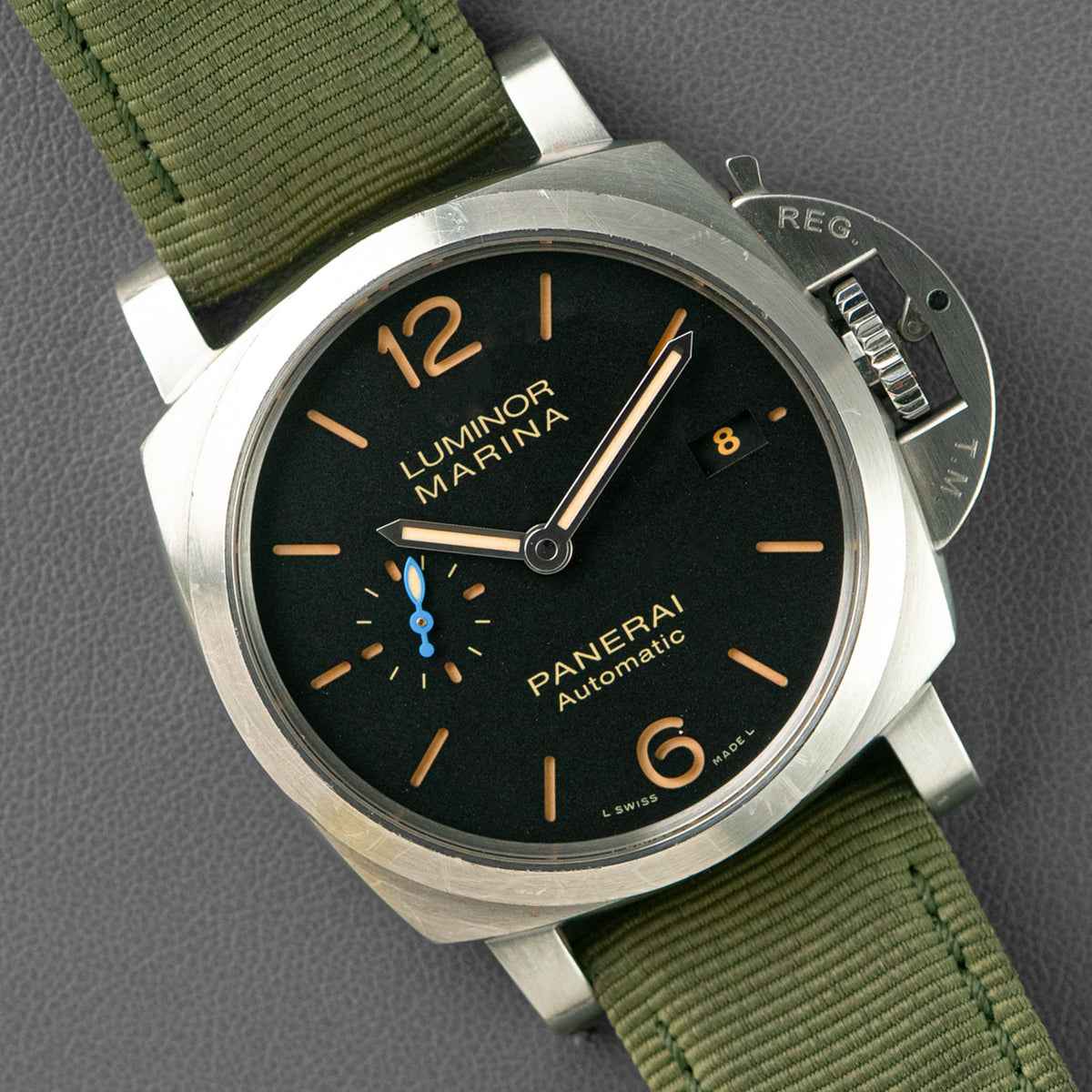 Panerai Luminor Marina PAM 722 Black Dial 42mm
