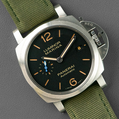 Panerai Luminor Marina PAM 722 Black Dial 42mm