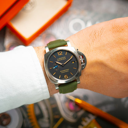 Panerai Luminor Marina PAM 722 Black Dial 42mm