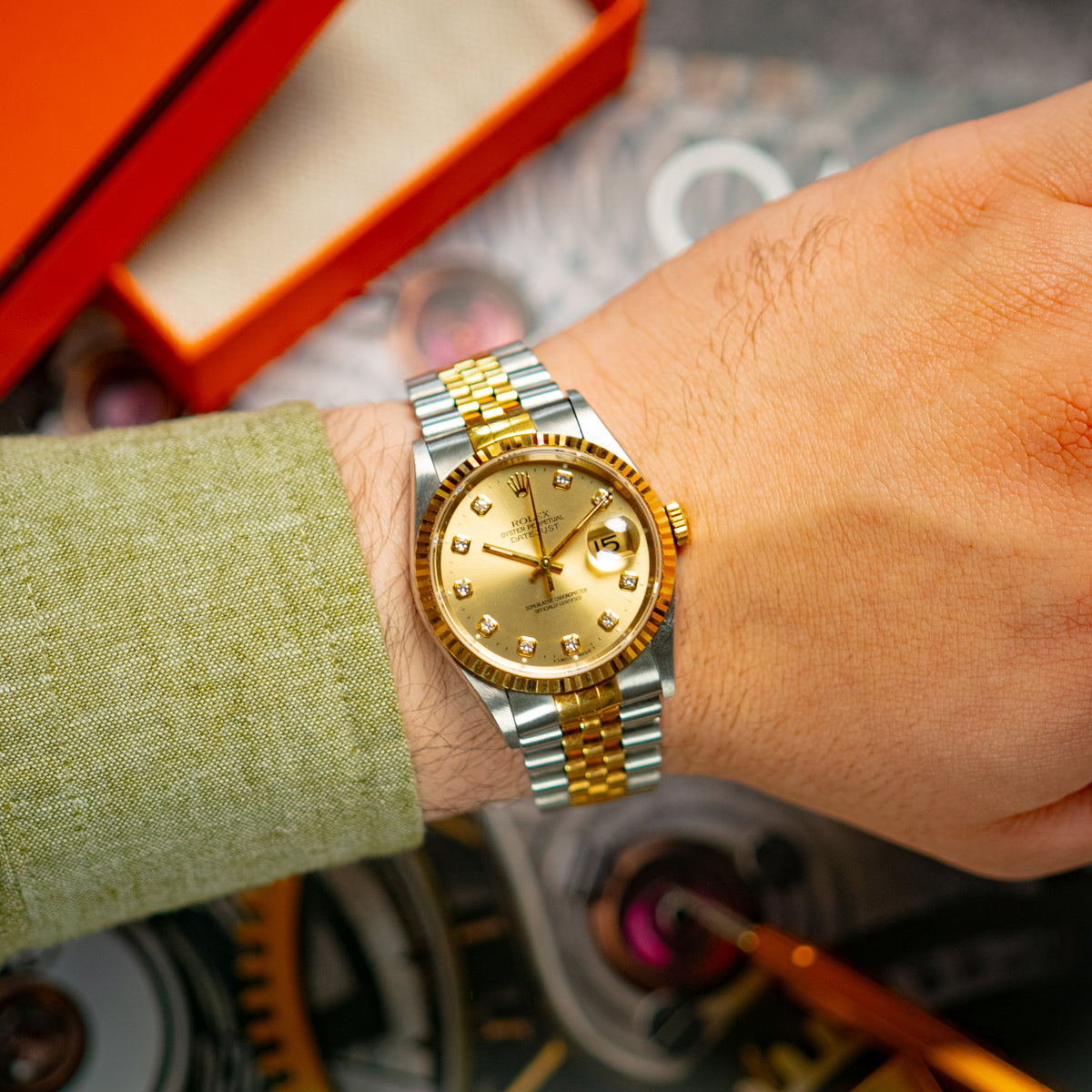 Rolex Datejust 16233 Two-Tone Champagne Diamond Dial 36mm