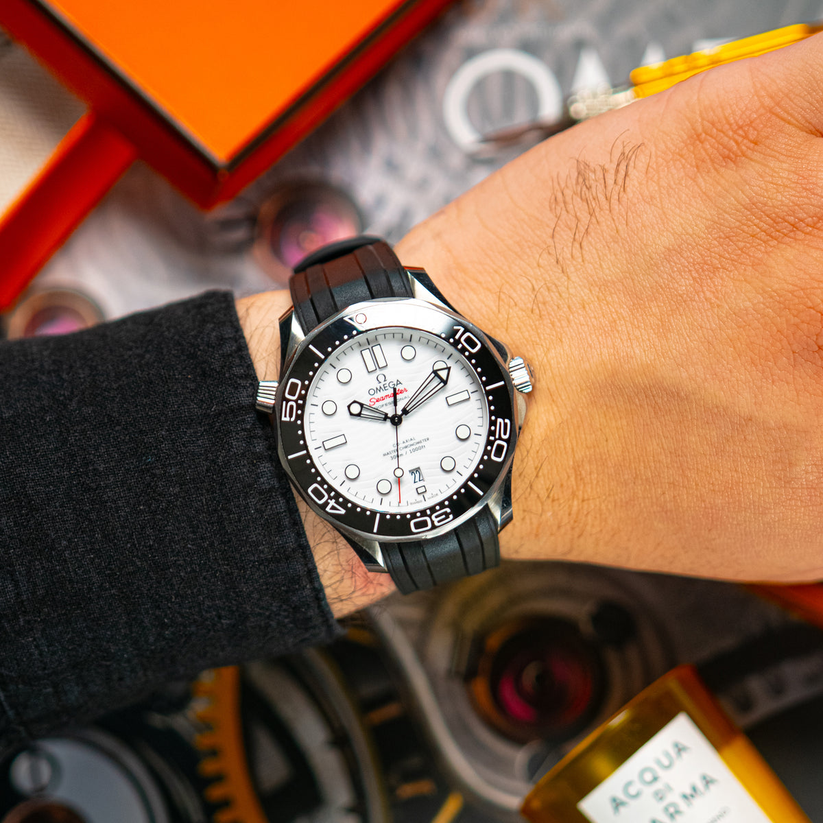 Omega Seamaster Diver 300M White Dial 42mm