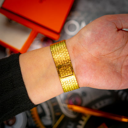 Piaget Polo 9131H5 Square Yellow Gold Vintage 23mm