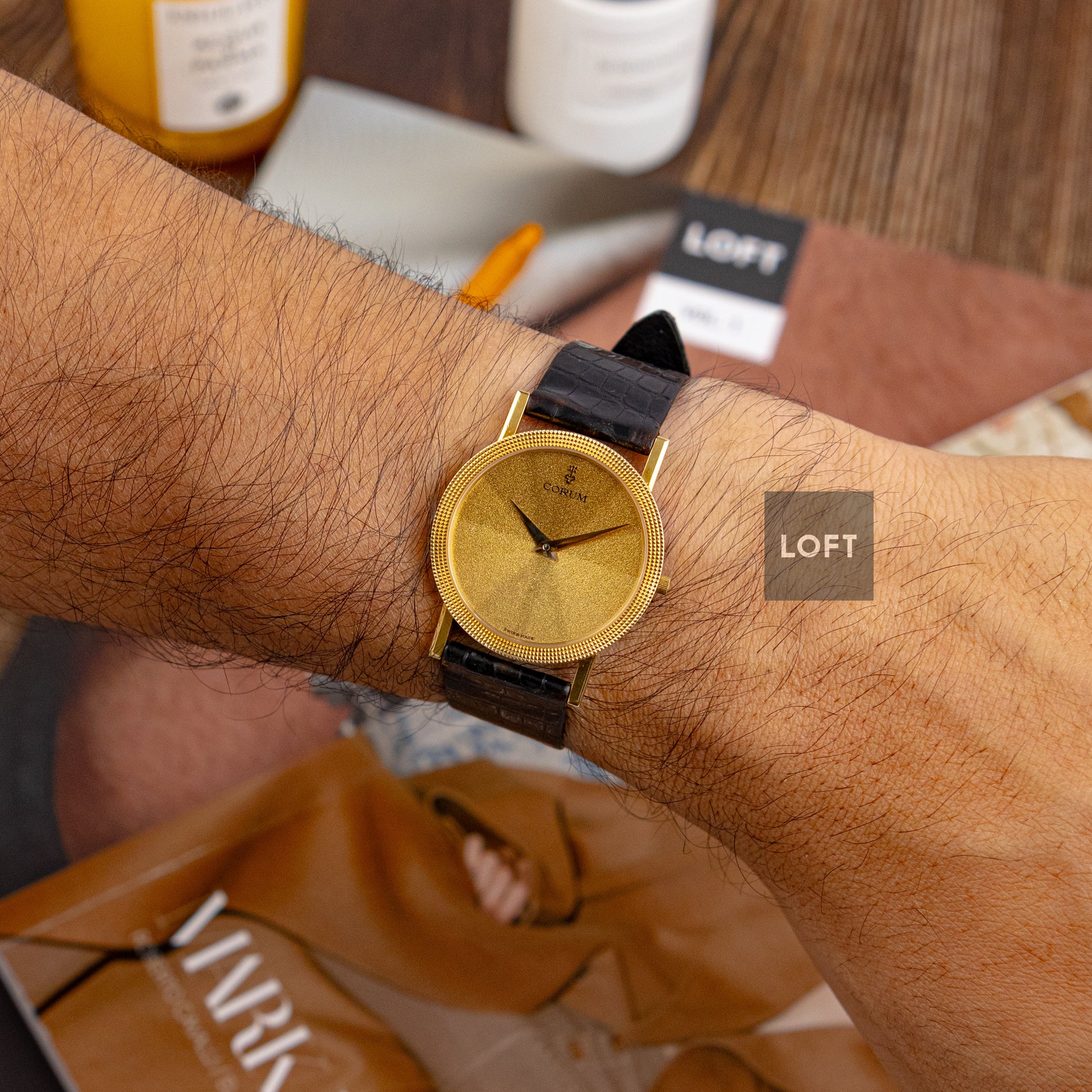 Corum Olympus 50.137.56 Quartz Yellow Gold 31mm