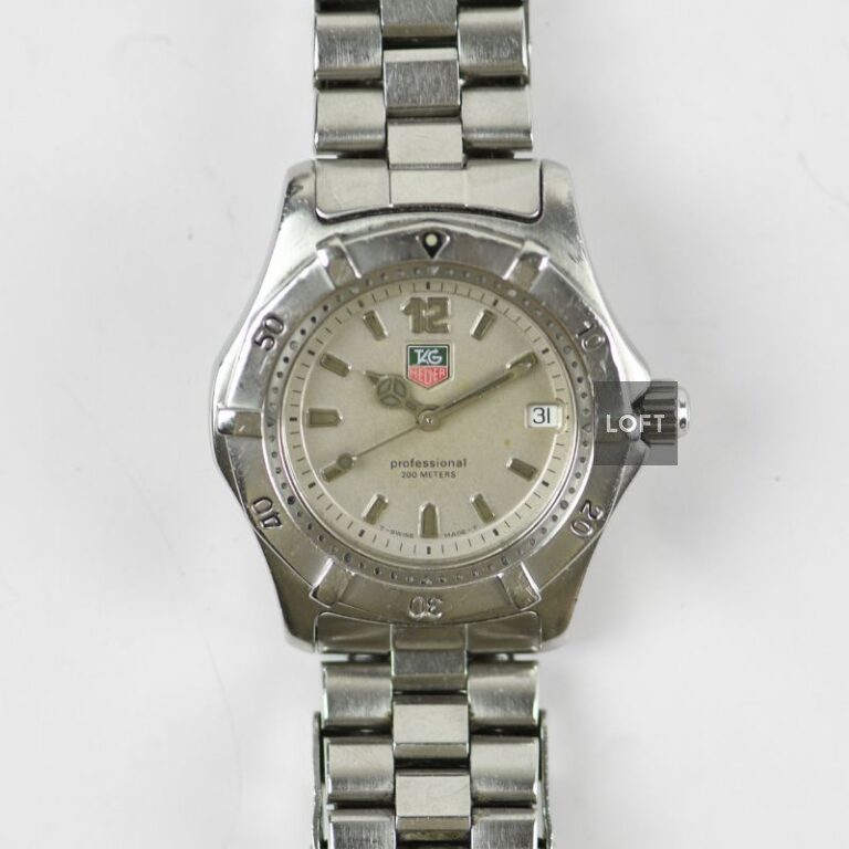 TAG Heuer 2000 Professional 